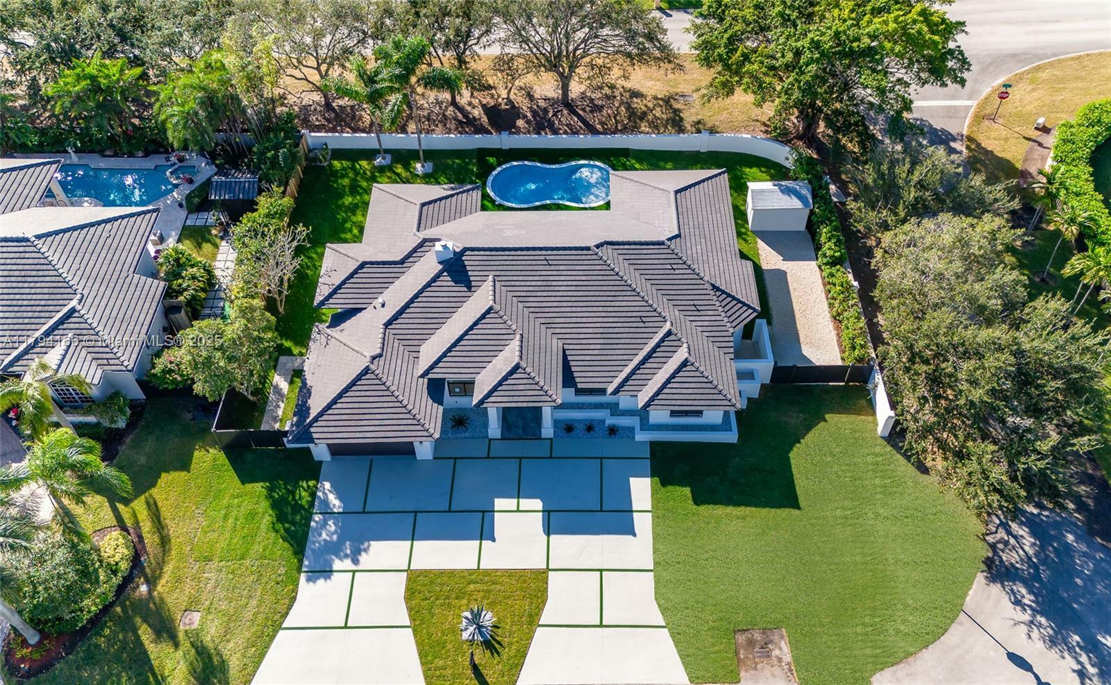 Property Photo: 10780 SW 135th Ter FL 33176