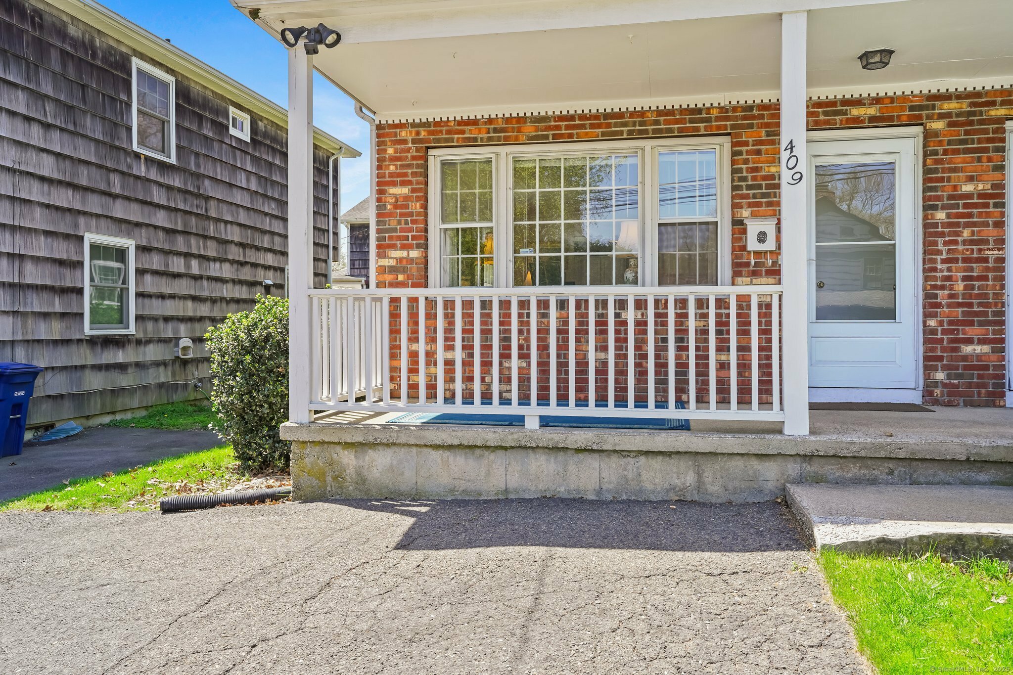 Property Photo: 409 Brewster Street CT 06605