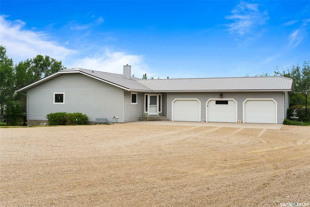 Property Photo: Rural Address SK S4L 5B1