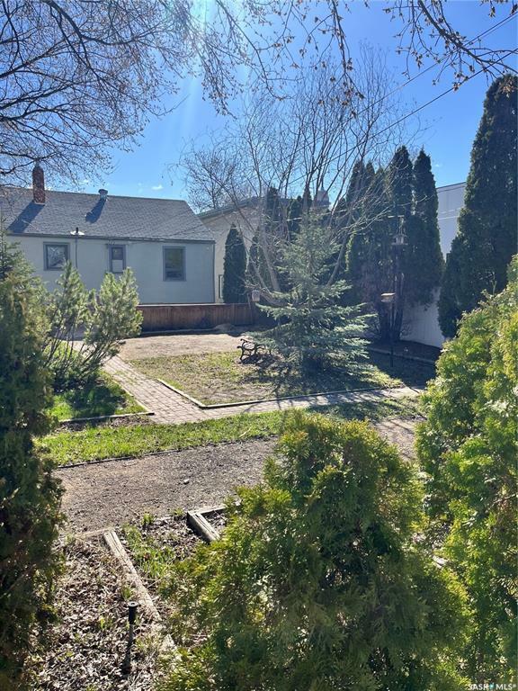 Property Photo: 2600 Cameron Street SK S4T 2W4