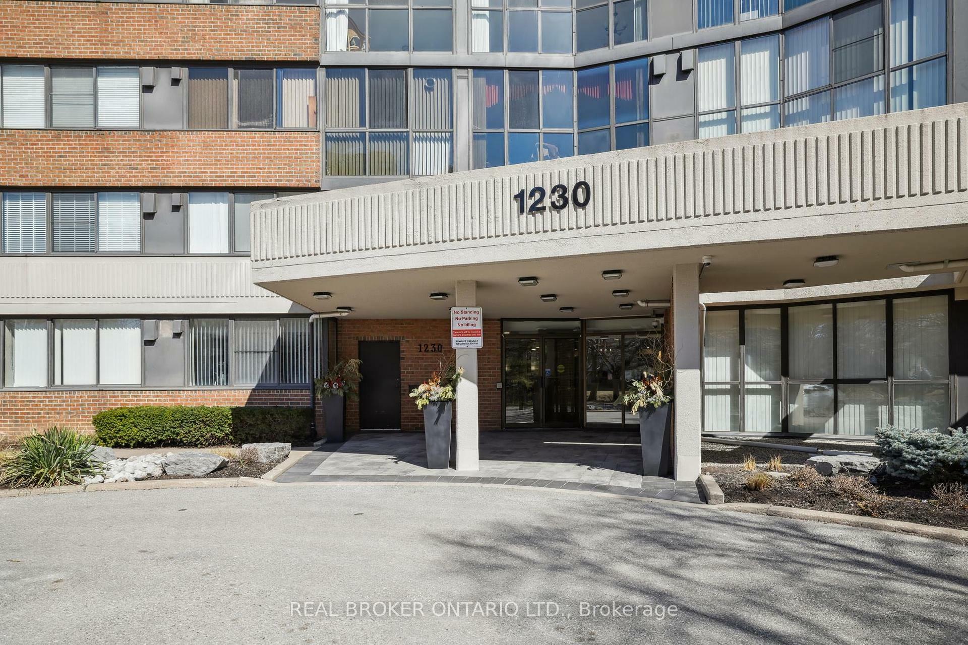 Photo de la propriété:  1230 Marlborough Court 506  ON L6H 3K6 