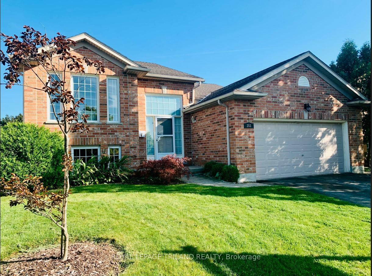253 McGarrell Drive  London North ON N6G 5E8 photo