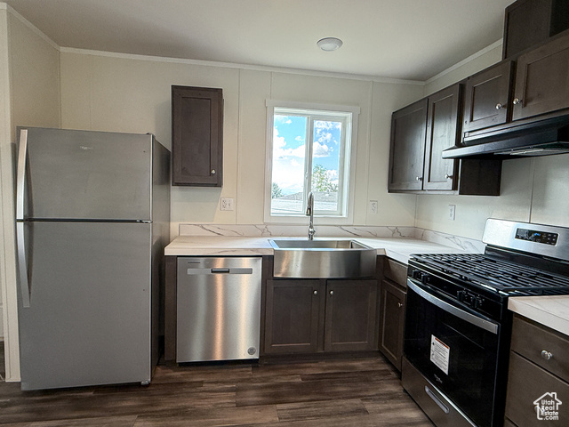 Property Photo: 241 Fremont Way UT 84041