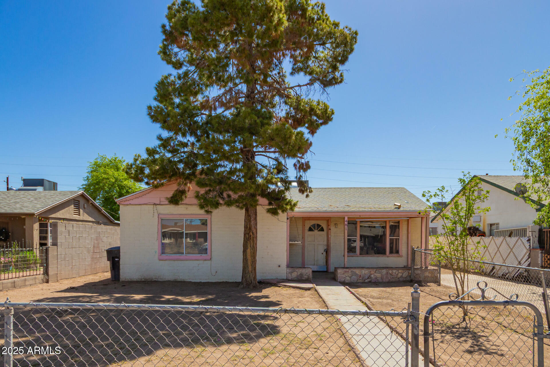 Property Photo: 481 N Colorado Street AZ 85225