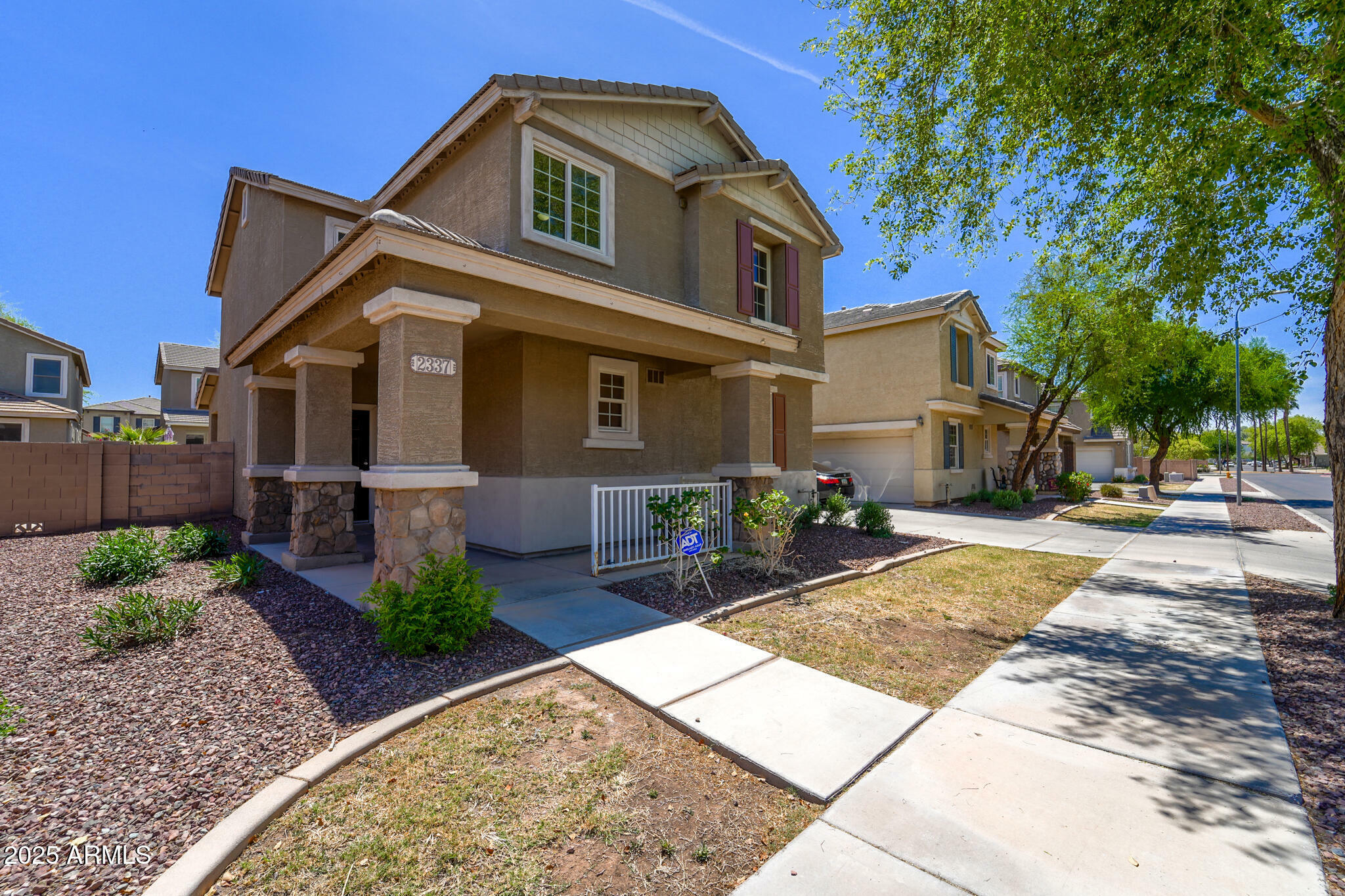 2337 E Fraktur Road  Phoenix AZ 85040 photo