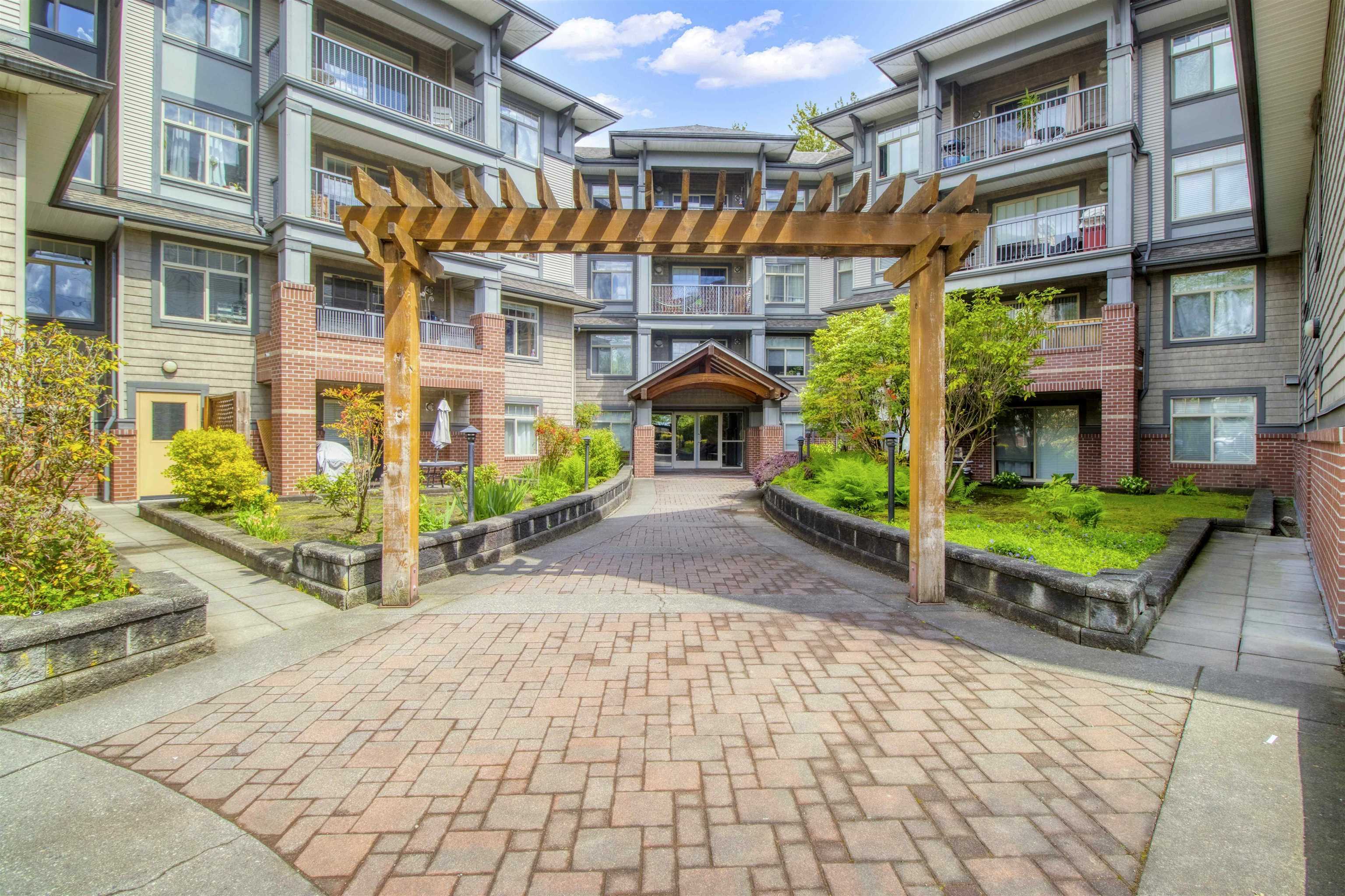 Property Photo: 12020 207A Street 208 BC V2X 8V2