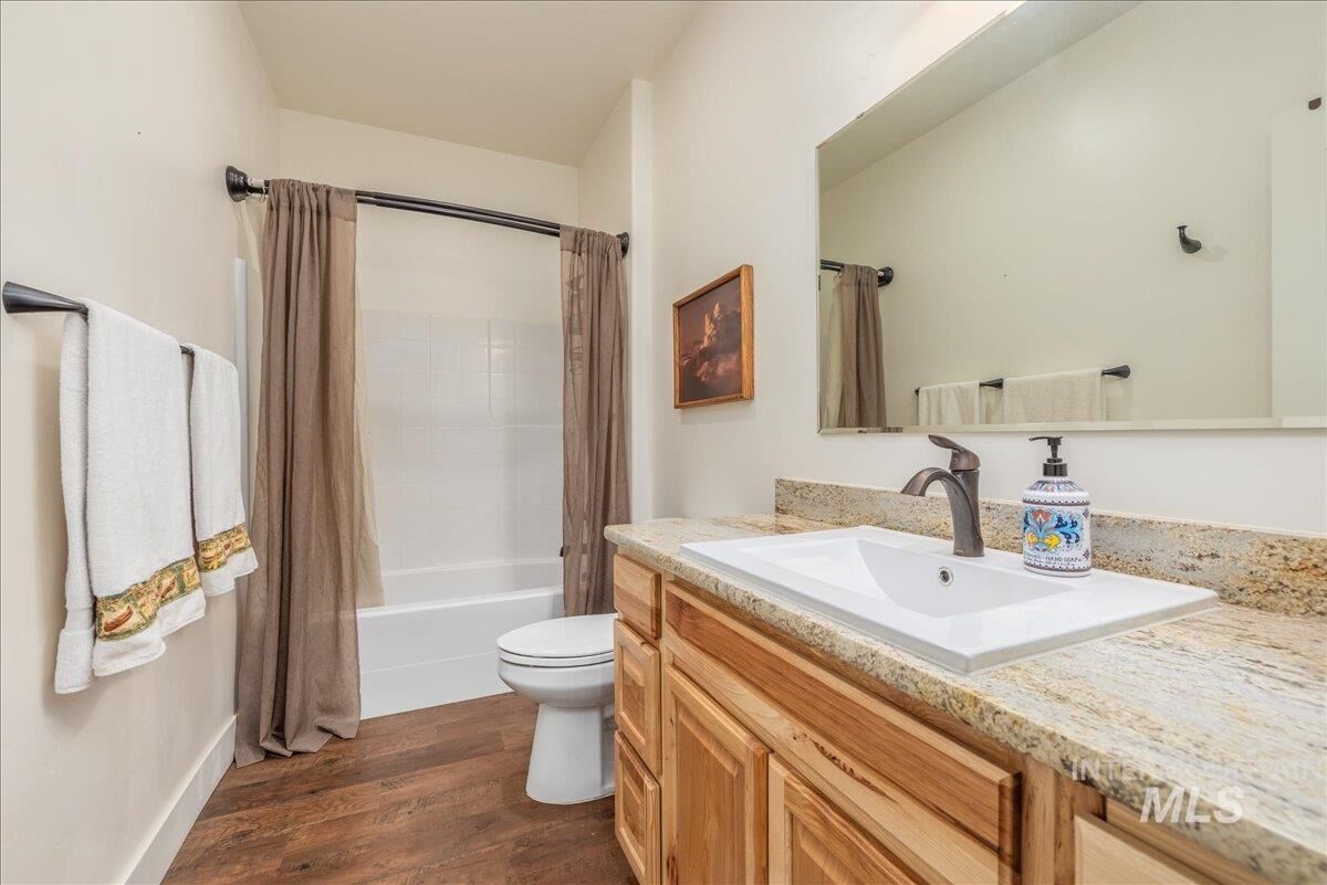 Property Photo:  120 S. Riverside Dr.  ID 83629 