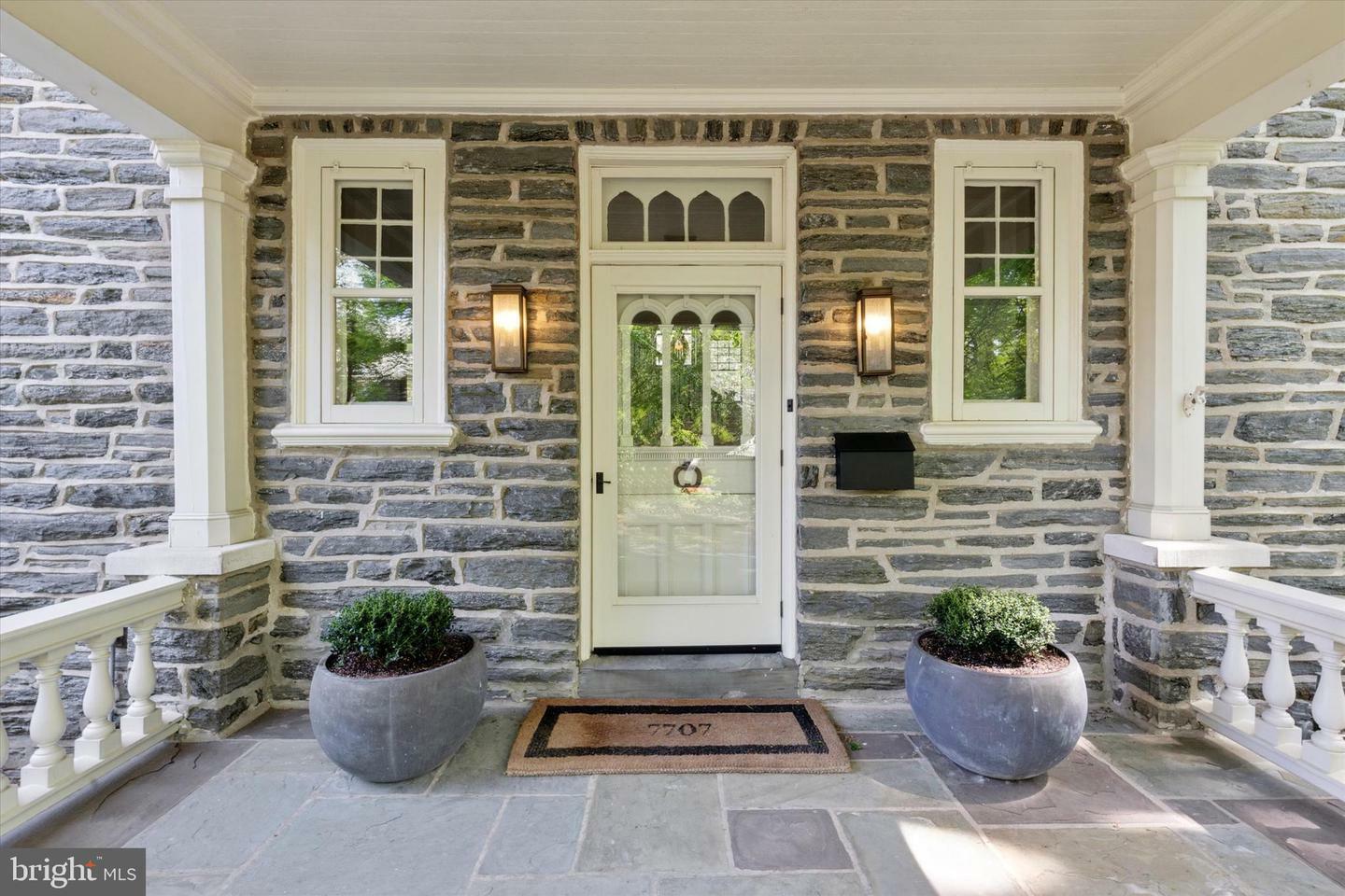 Property Photo: 7707 Pine Road PA 19038