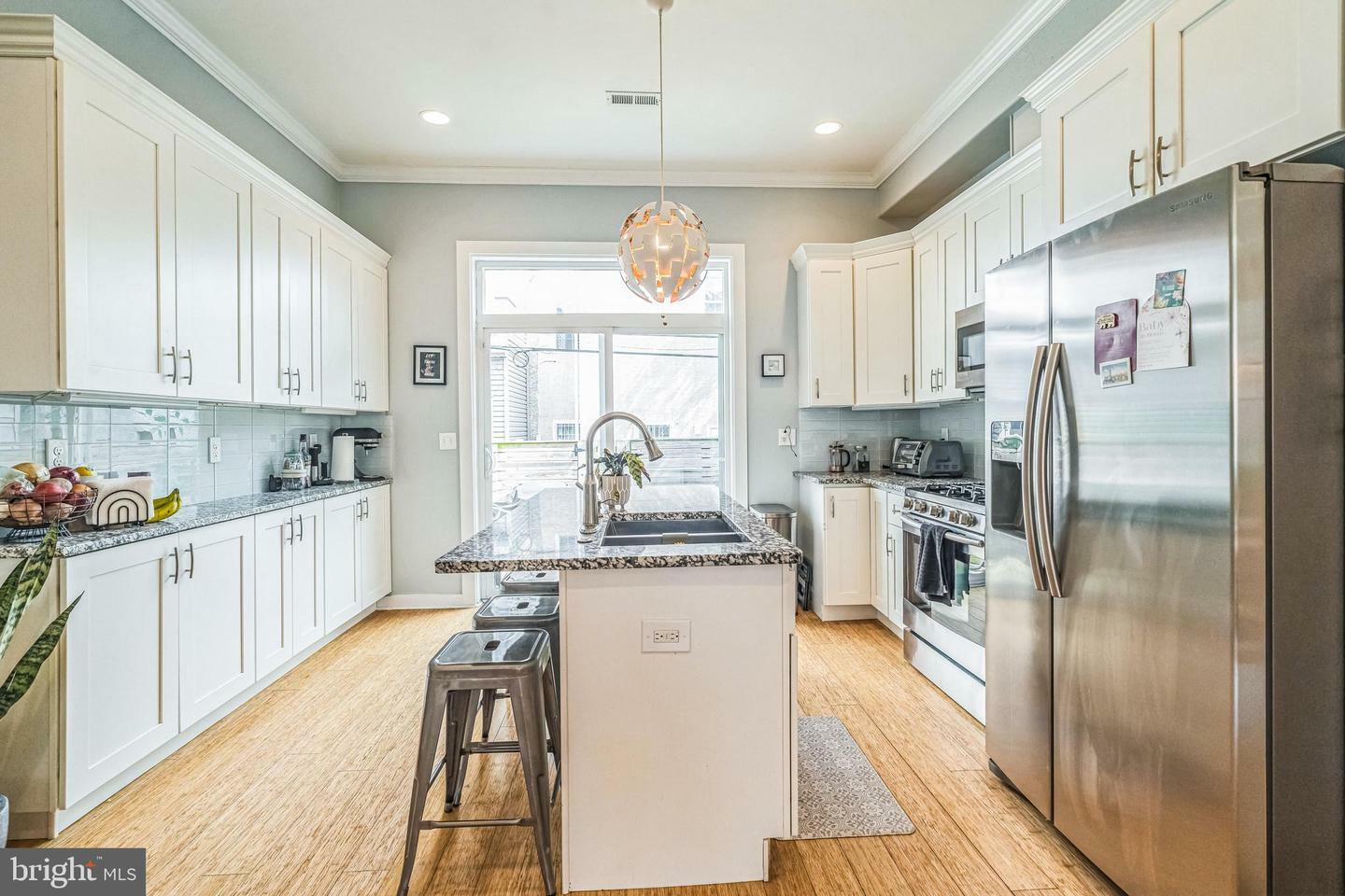Property Photo: 1811 Reed Street PA 19146