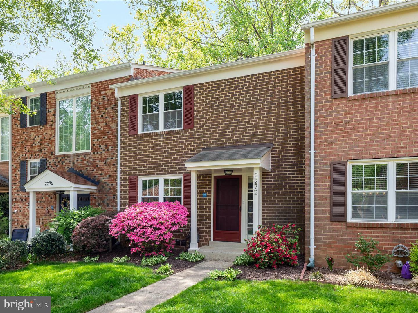 Property Photo: 2272 Gunsmith Square VA 20191