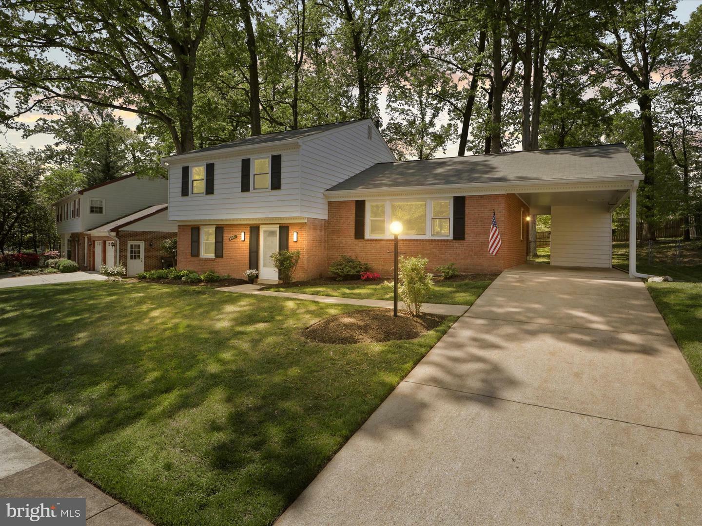 Property Photo: 6128 Sherborn Lane VA 22152
