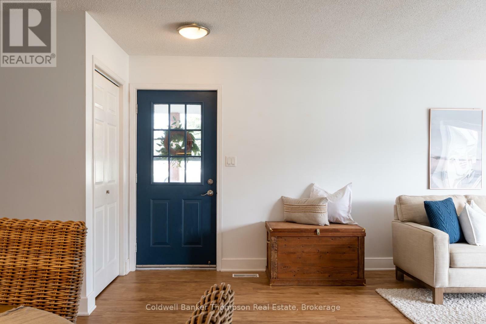 Property Photo: 14 Pinecone Drive ON P1L 2G3