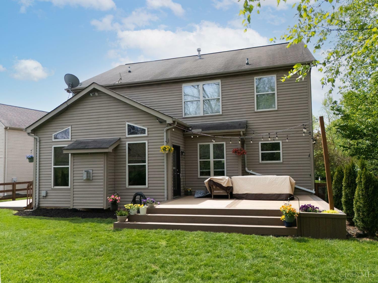 Property Photo: 162 Heffron Circle OH 45039