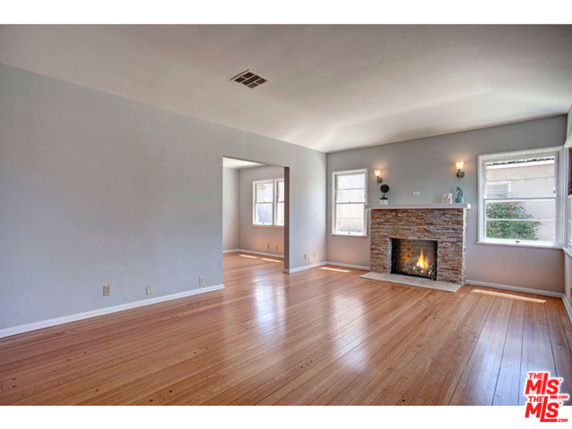 Property Photo: 8460 Vicksburg Ave CA 90045