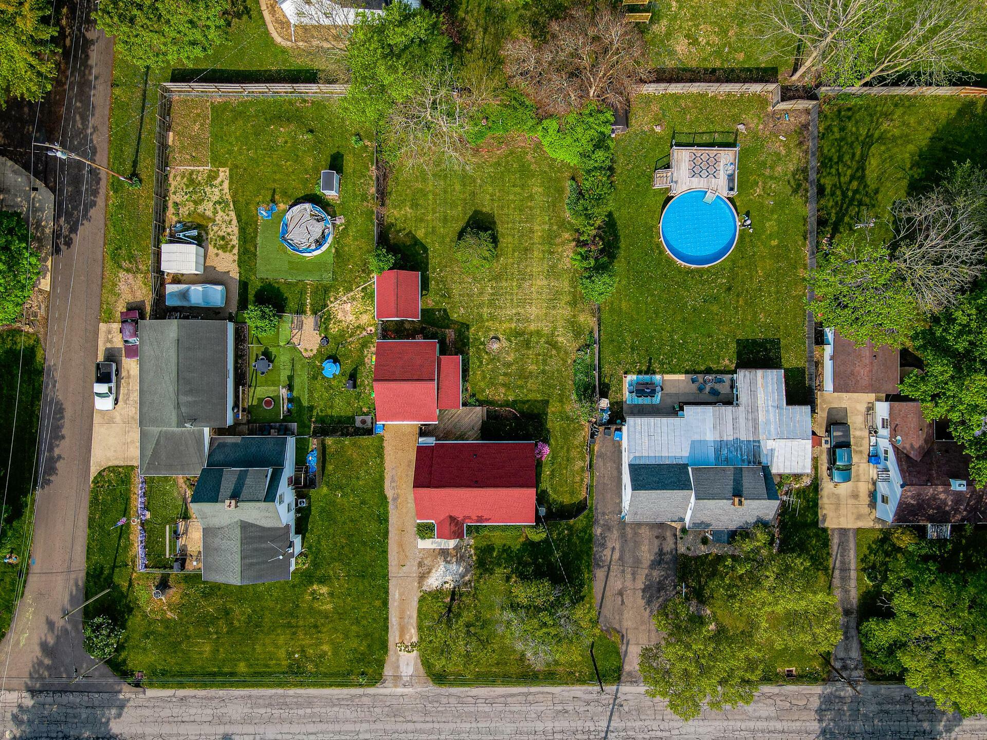 Property Photo: 247 Bank Street OH 43338