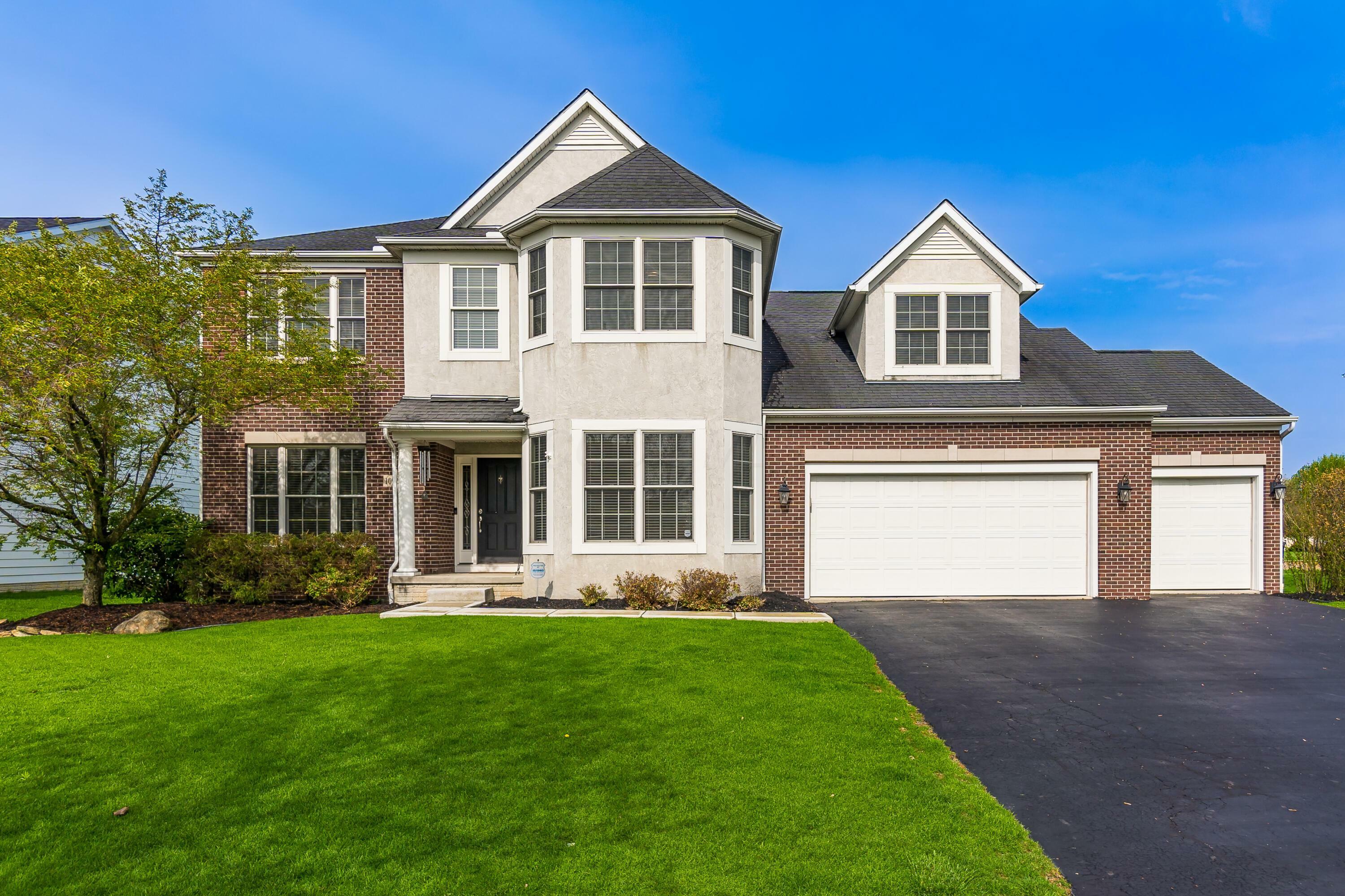 Property Photo: 1092 Balmoral Drive OH 43015