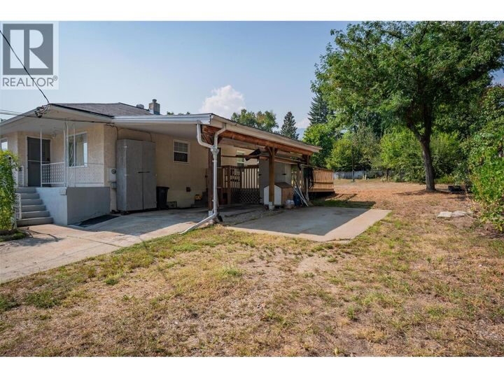 Property Photo: 3404 4th Avenue BC V1N 2T3