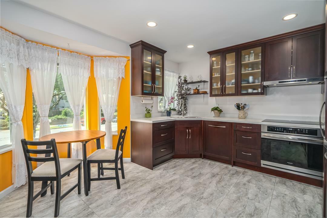 Property Photo: 10584 153 201 BC V3R 9V1