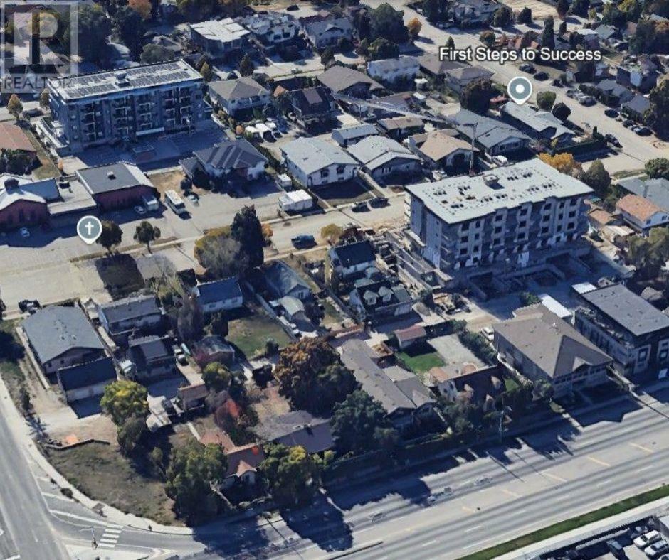 Photo de la propriété: Clement Avenue BC V1T 4Z7