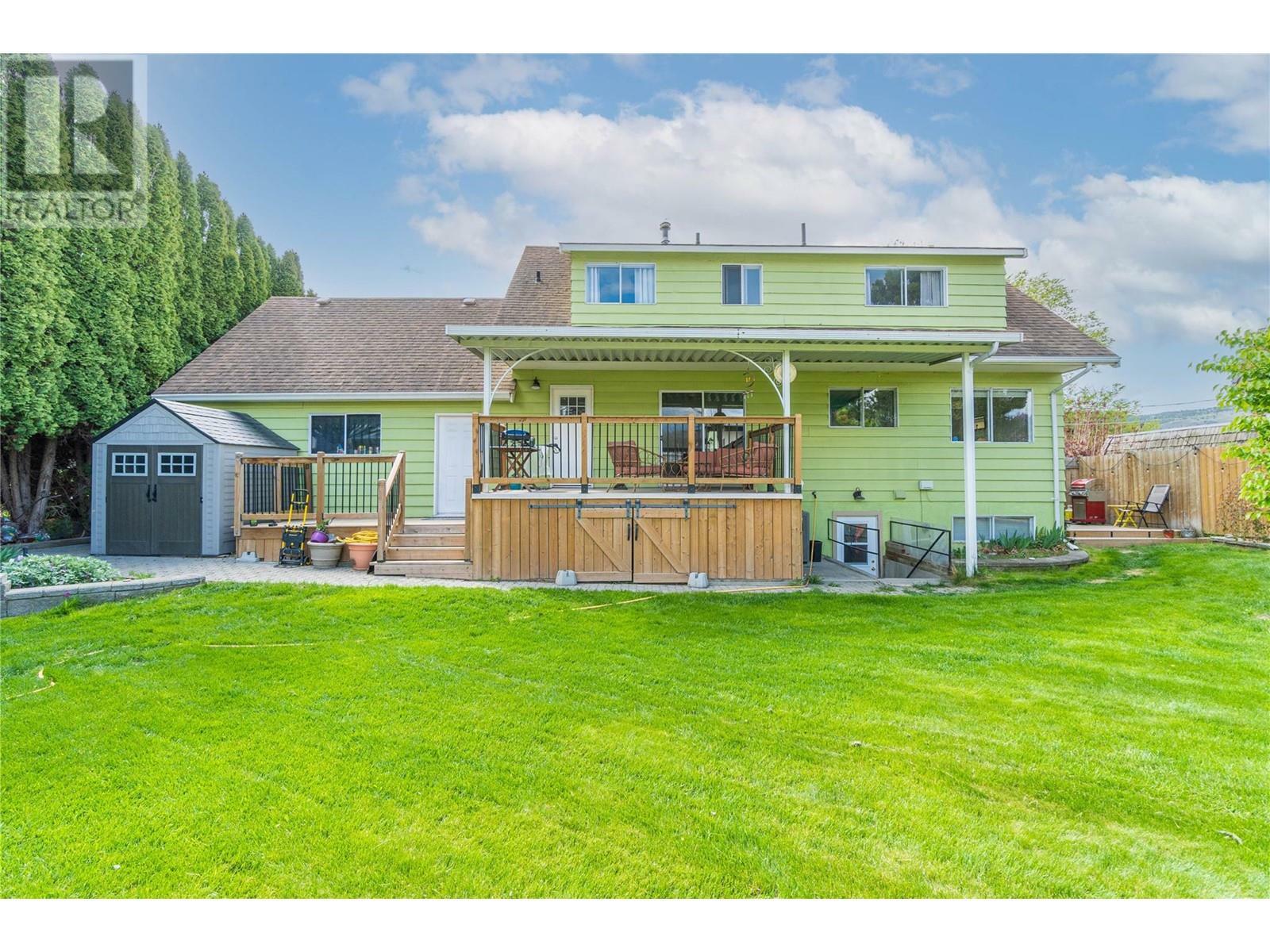 Property Photo: 1338 Kenora Road BC V2B 3X7
