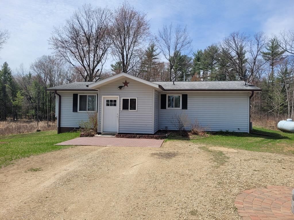 Property Photo:  1596 County Road J  WI 53934 