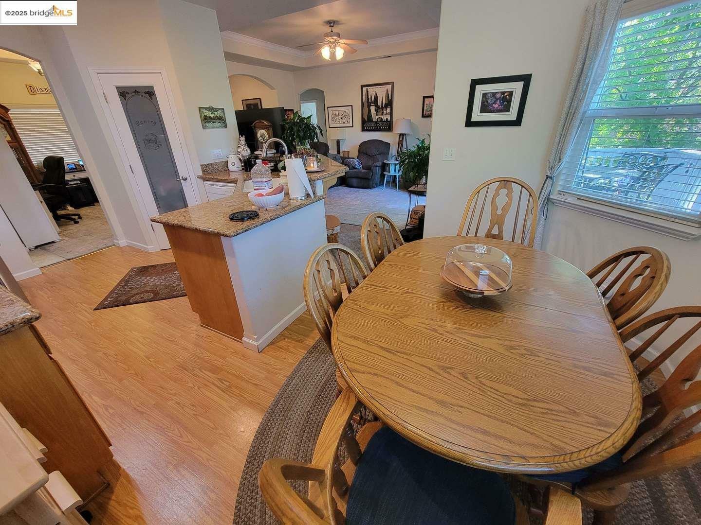 Property Photo: 38 Saratoga Rd CA 95370