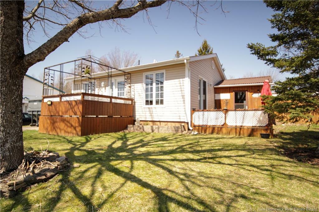 Photo de la propriété: 254 Westbrook Circle NB E1E 2M1
