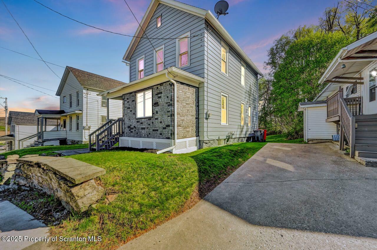 Property Photo: 109 Fallbrook Road PA 18407