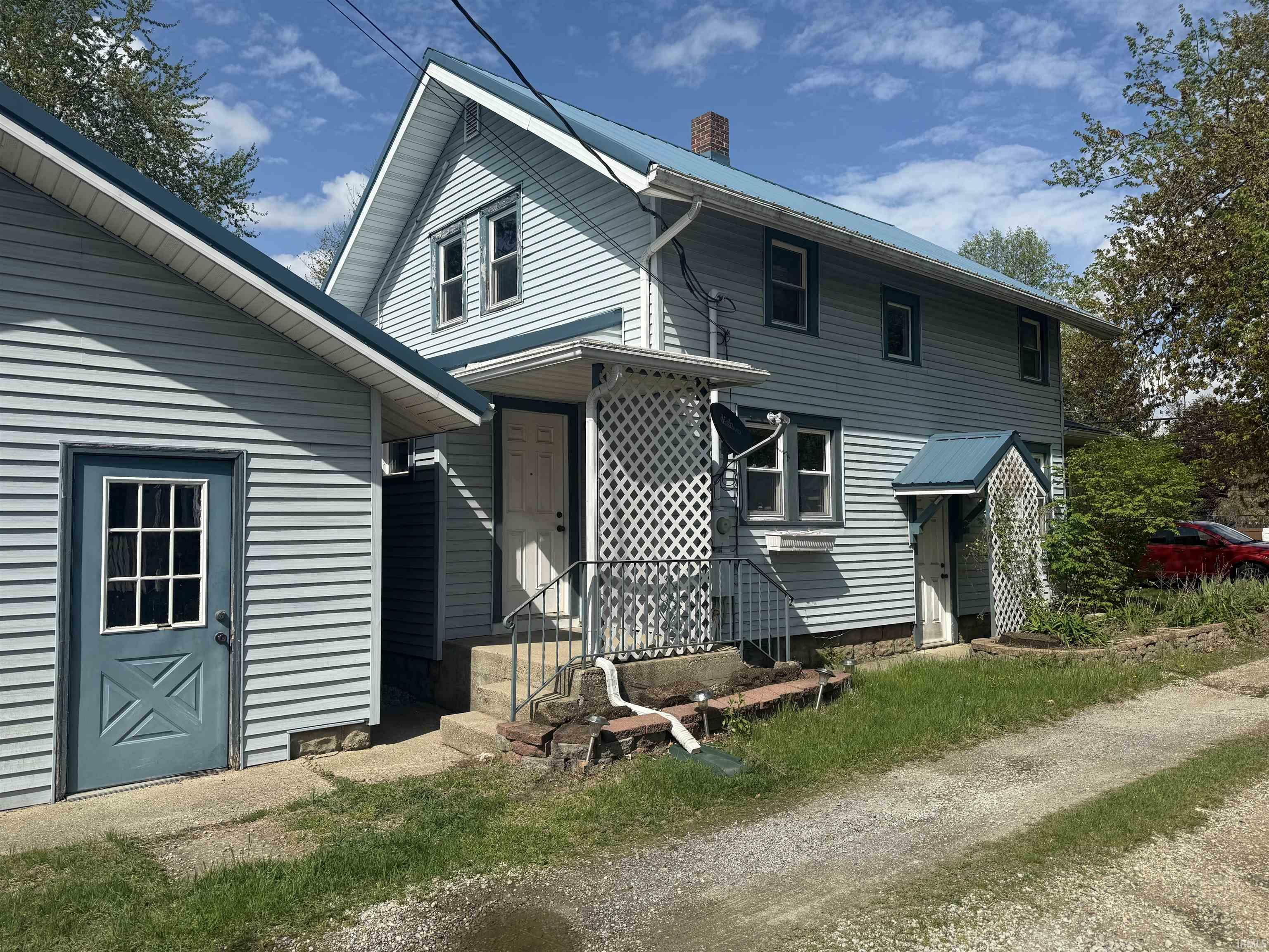 Property Photo: 68137 County Road 23 IN 46553-9702