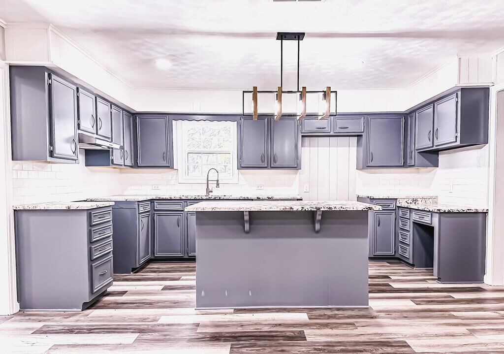 Property Photo: 328 Sunset Blvd TX 75904