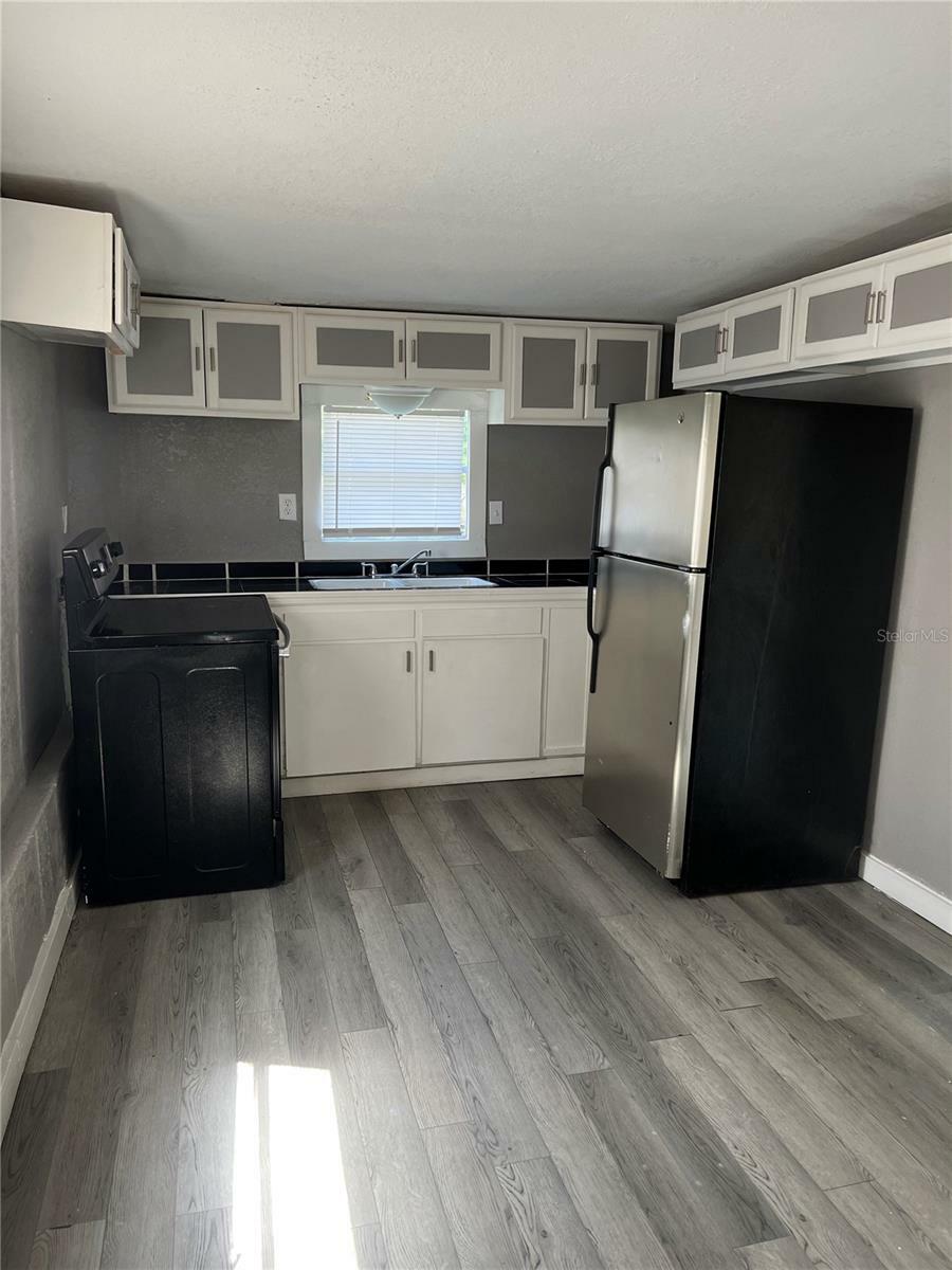 Property Photo: 7018 Washington Street FL 34652