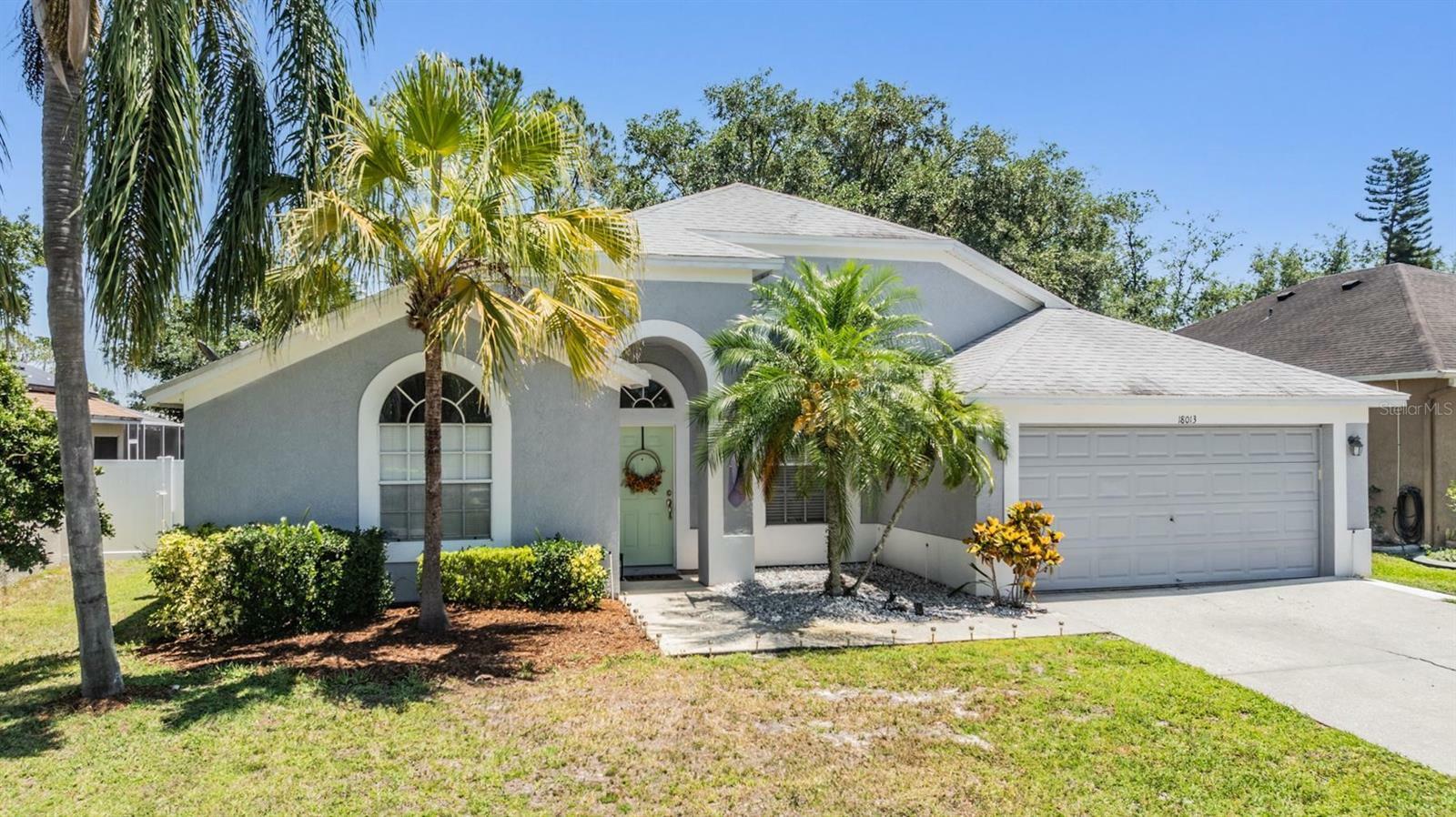 Property Photo: 18013 Palm Breeze Drive FL 33647