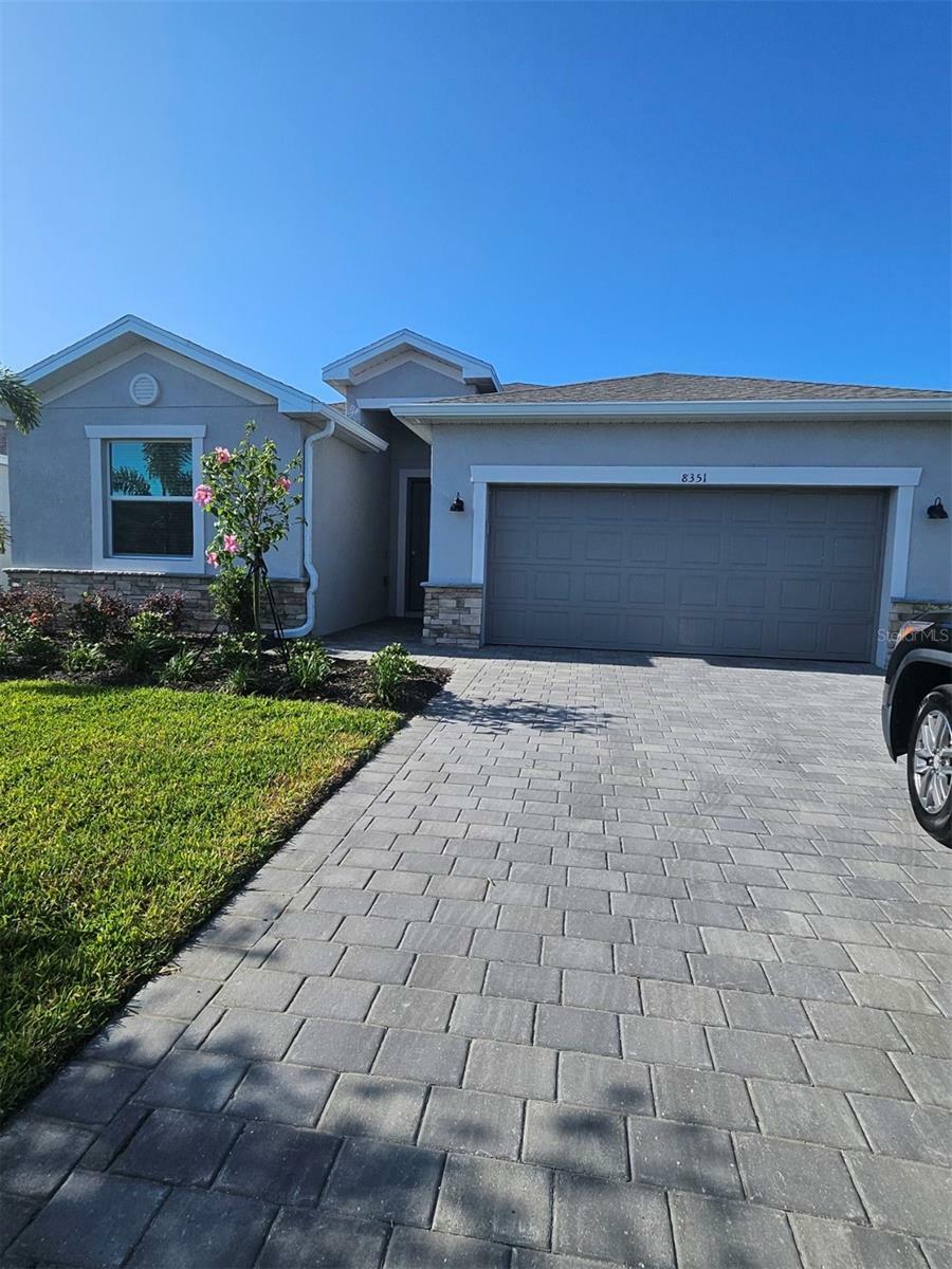 Property Photo: 8351 Waterscape Road FL 34224