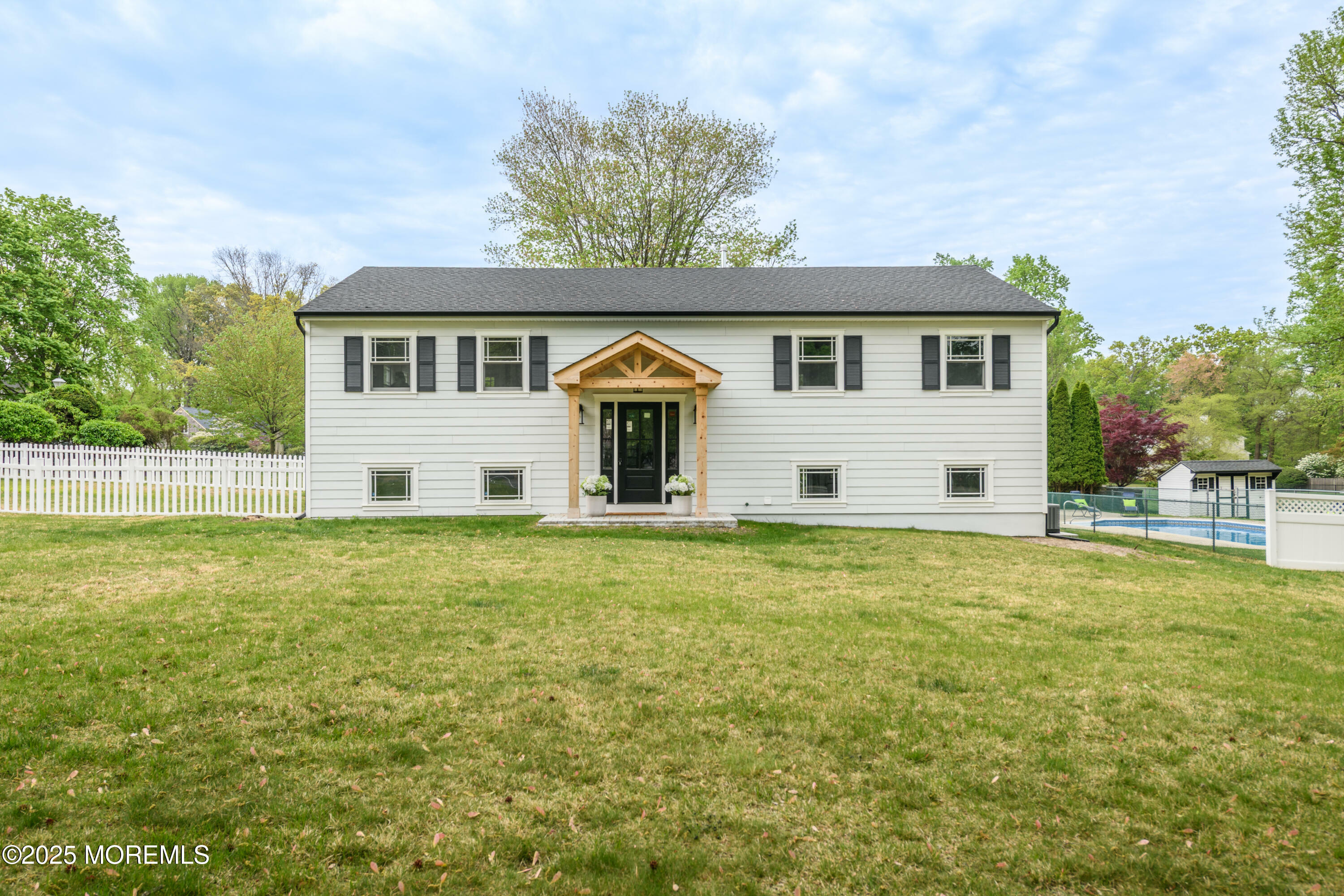 832 Nutswamp Road  Red Bank NJ 07701 photo