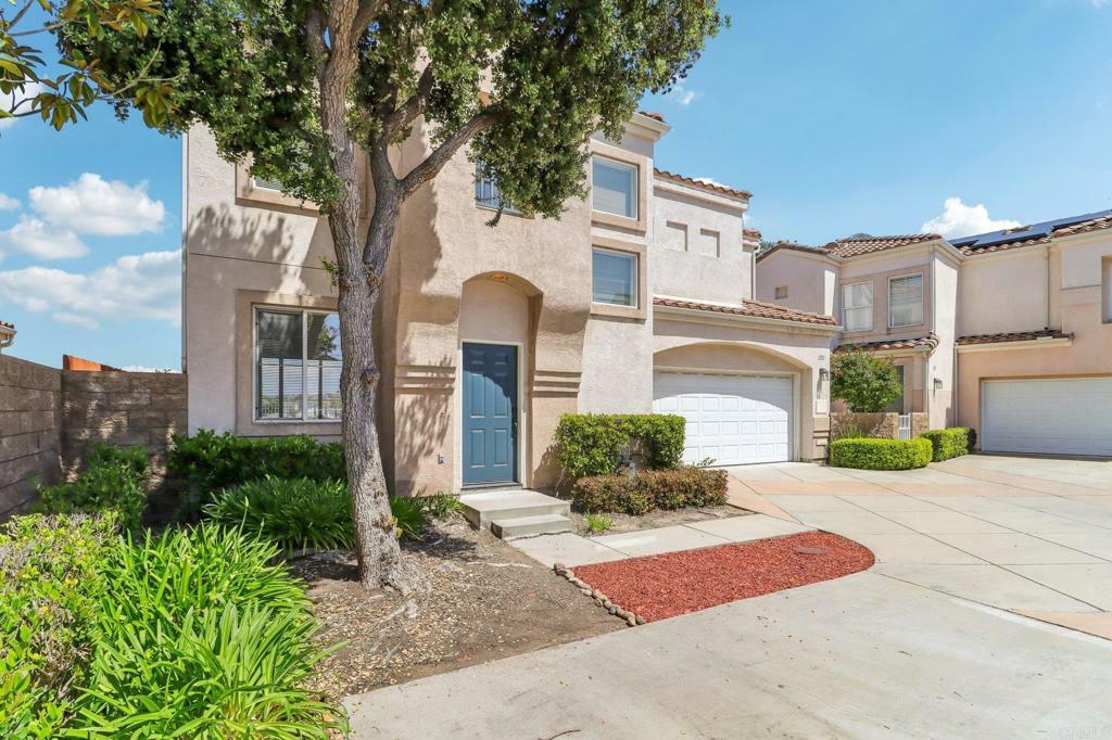 Property Photo:  11121 Caminito Arcada  CA 92131 