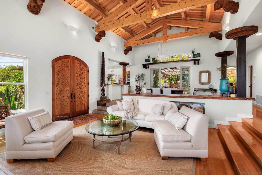 Property Photo: 502 Quail Gardens Dr CA 92024