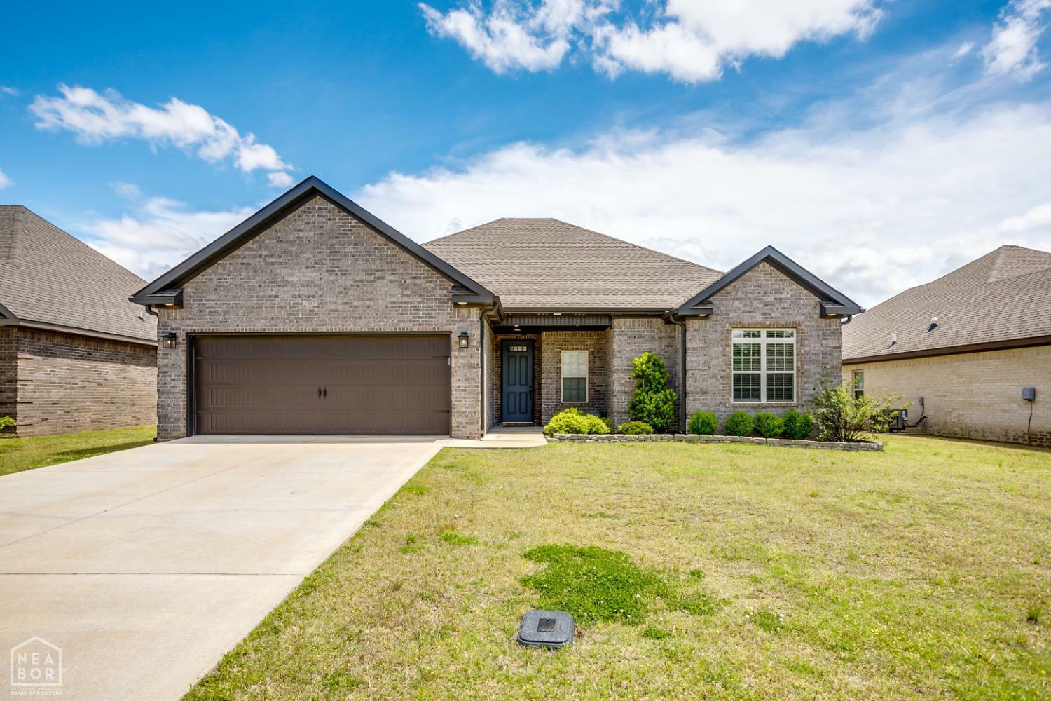 Property Photo: 5608 Creekview Drive AR 72404