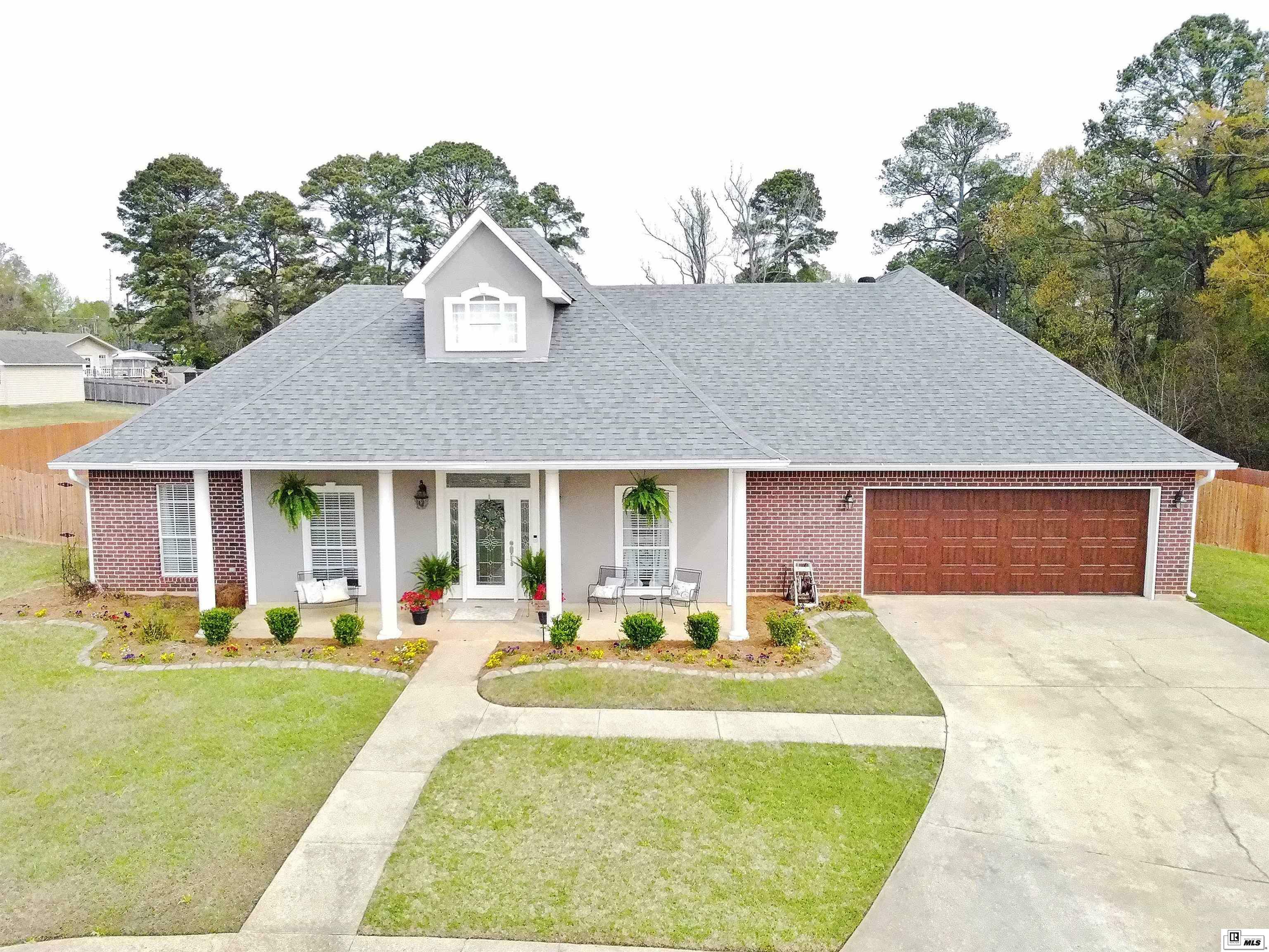 Property Photo:  111 Point Coupee Court  LA 71291 