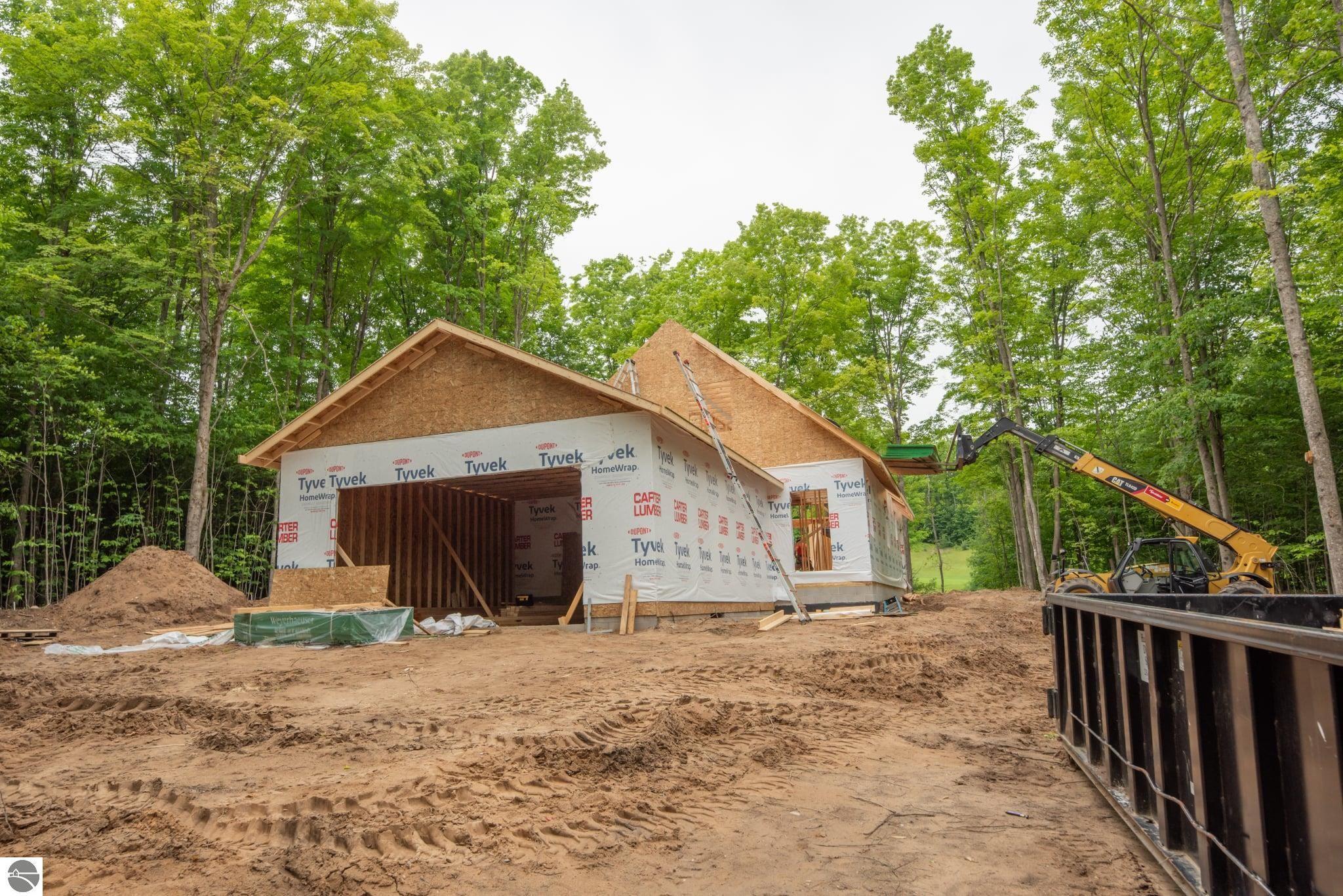 Property Photo: 4972 Hawks Spur MI 49615