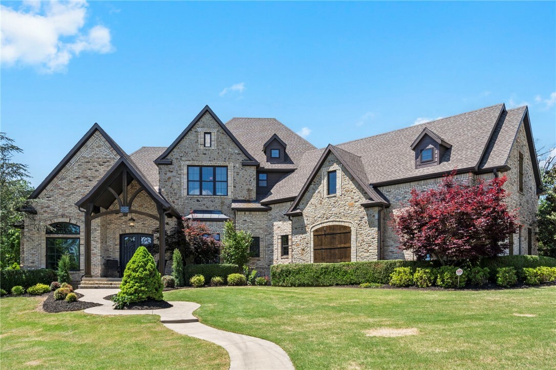 Property Photo: 995 Beau Chalet Drive AR 72713