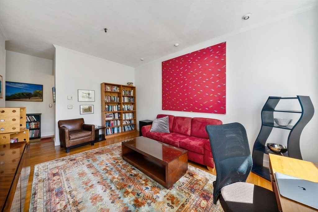 Property Photo:  3 Appleton St 202  MA 02116 