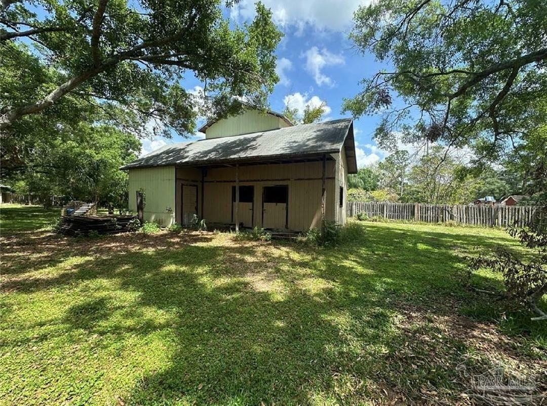 Property Photo: 12508 Palomino Ct FL 33626