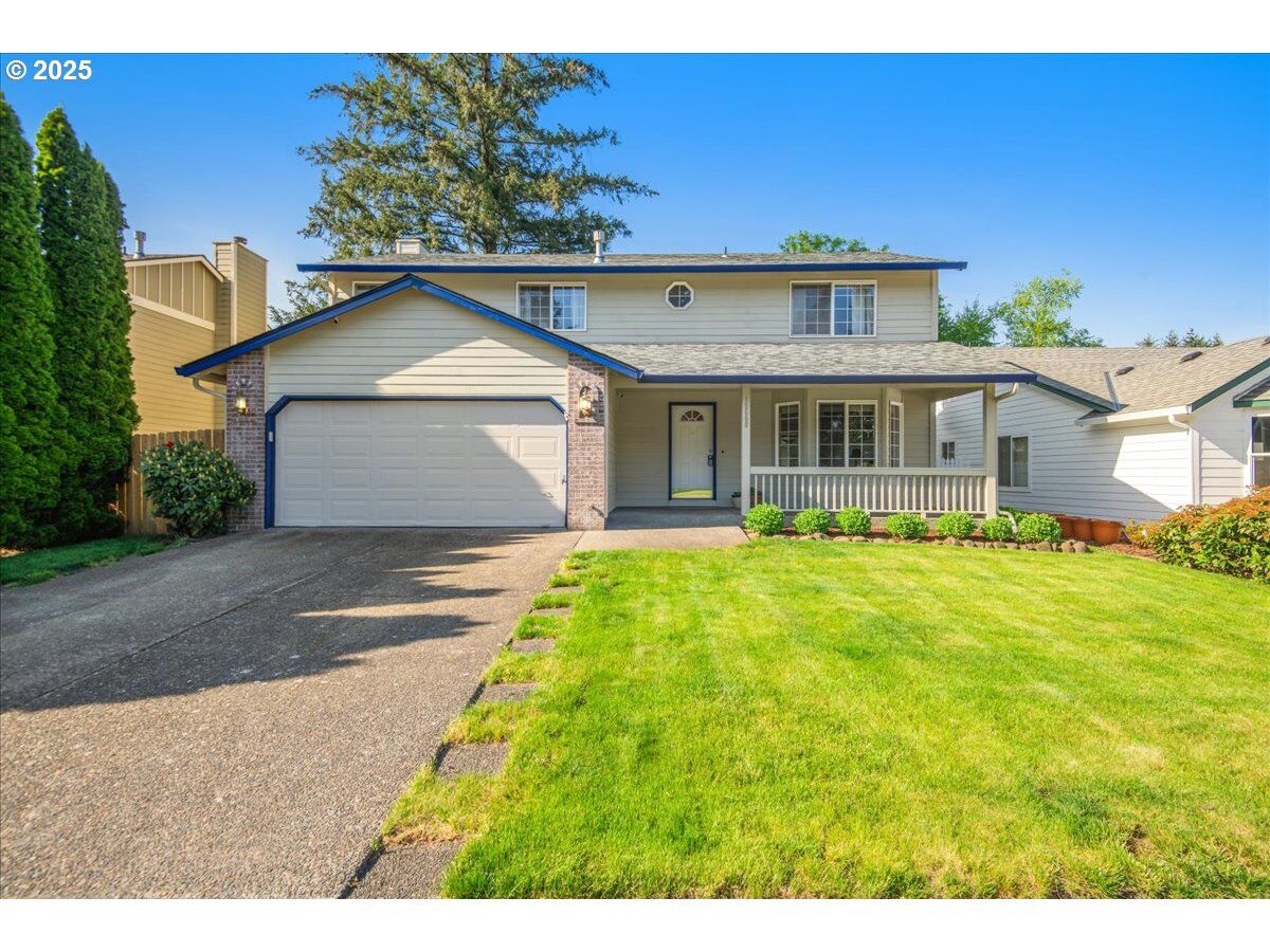 Property Photo:  15506 NE 12th St  WA 98684 