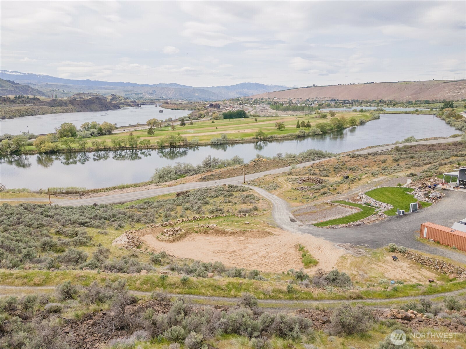 Property Photo: 7004 Battermann Road WA 98850