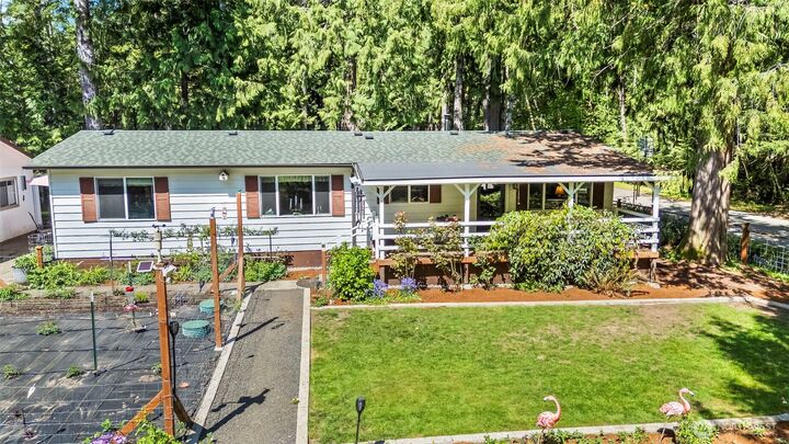 Property Photo:  31 E Sylvan Road  WA 98584 