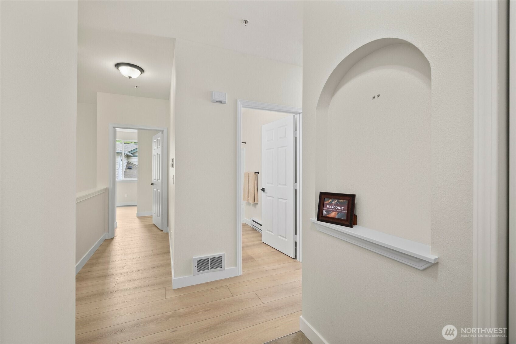 Property Photo: 12530 Admiralty Way WA 98204