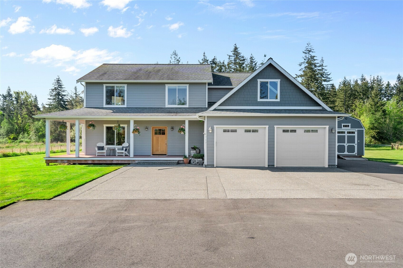 Property Photo: 1717 E Smith Road WA 98226