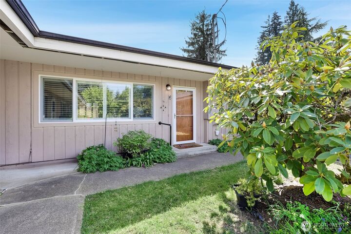 Property Photo:  3505  Central Street SE 6  WA 98501 