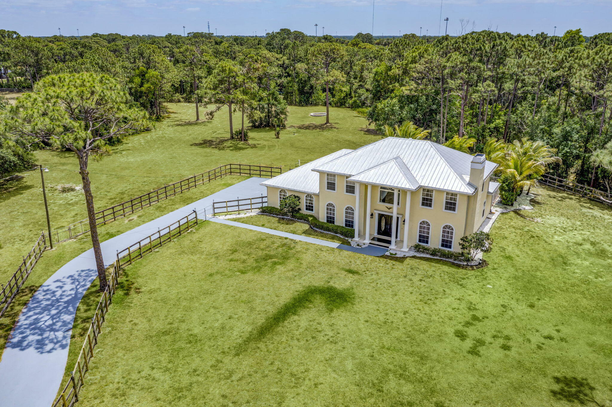 Property Photo: 3202 SW Holly Lane FL 34990