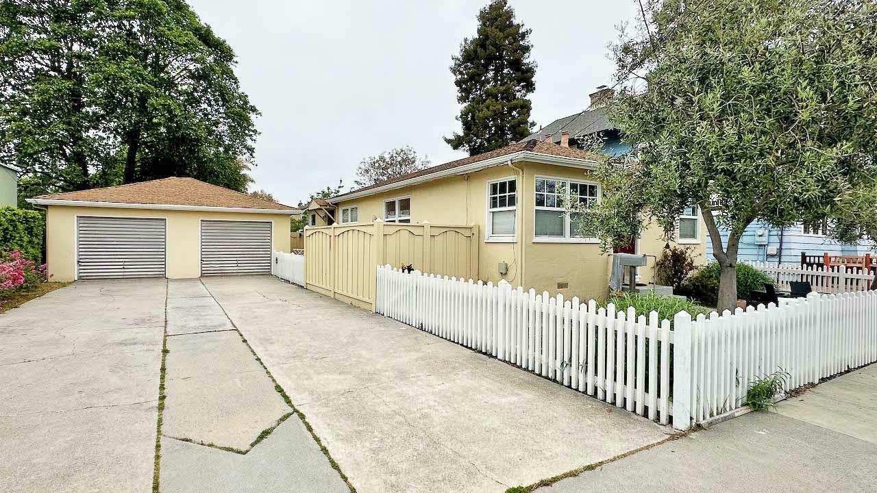 Property Photo: 1138 Laurel Street CA 95060